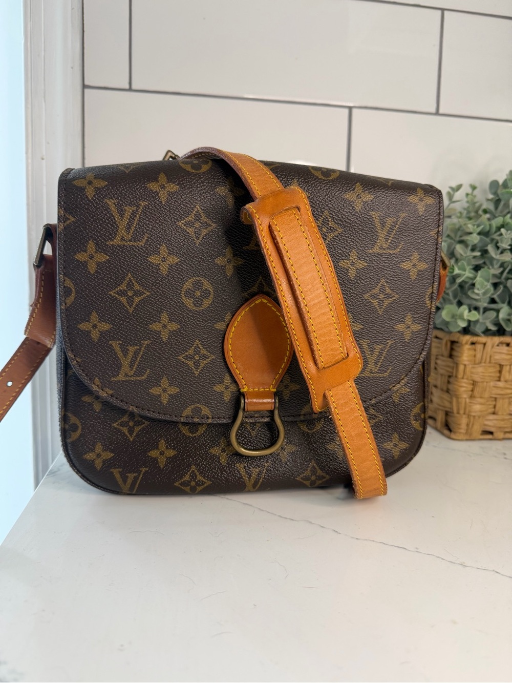 Louis Vuitton vintage Saint Cloud GM with printed COA